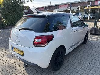 uszkodzony samochody osobowe Citroën DS3 1.2 VTI BUSINESS 2013/5