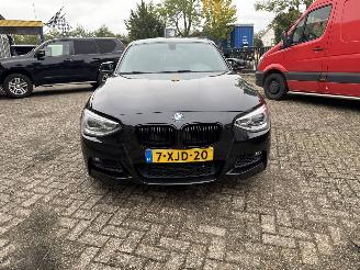 uszkodzony samochody osobowe BMW 1-serie 116 I  Excutive 2014/8