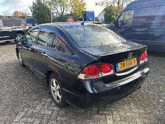 Honda Civic 1.3 HYBRID ELEGANCE picture 2