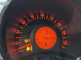 Peugeot 108 1.0 e-VTI BLEU LION picture 9