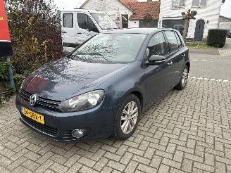 krockskadad bil auto Volkswagen Golf 1.2 TSI STYLE 2011/9