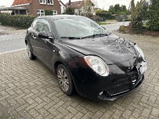 krockskadad bil auto Alfa Romeo MiTo 0.9 TWINAIR DISTINCTIVE 2013/2