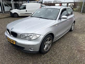 BMW 1-serie 116 I HIGH EXECUTIVE picture 4