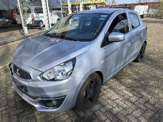 Vaurioauto  passenger cars Mitsubishi Space-star 1.0 COOL+ 2019/3
