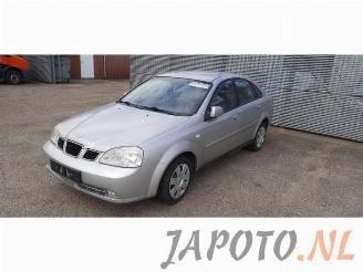 Coche siniestrado Chevrolet Nubira  2003/7