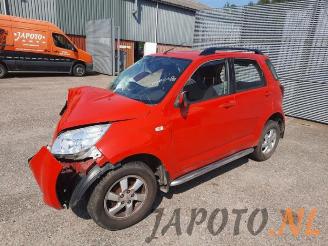 Coche siniestrado Daihatsu Terios Terios (J2), Terreinwagen, 2005 1.5 16V DVVT 4x2 Euro 4 2006/6