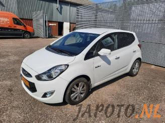 Coche siniestrado Hyundai Ix20 iX20 (JC), SUV, 2010 / 2019 1.6i 16V 2011/7