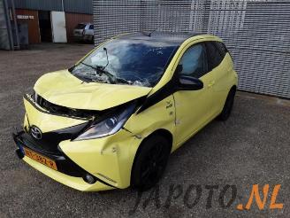 Coche siniestrado Toyota Aygo Aygo (B40), Hatchback, 2014 1.0 12V VVT-i 2017/4