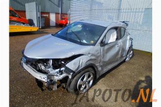 Autoverwertung Toyota C-HR C-HR (X1,X5), SUV, 2016 1.8 16V Hybrid 2017/7