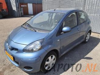 Uttjänta bilar auto Toyota Aygo Aygo (B10), Hatchback, 2005 / 2014 1.0 12V VVT-i 2009/5