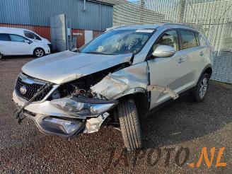 Auto da rottamare Kia Sportage Sportage (SL), Terreinwagen, 2010 / 2016 2.0 CRDi 16V VGT 4x4 2014/10