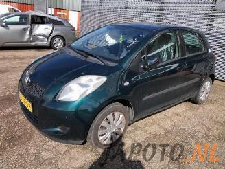 demontáž osobní automobily Toyota Yaris Yaris II (P9), Hatchback, 2005 / 2014 1.3 16V VVT-i 2007/3