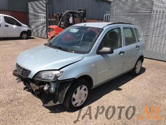Salvage car Mazda 2 2 (NB/NC/ND/NE), Hatchback, 2003 / 2007 1.4 16V 2003/11