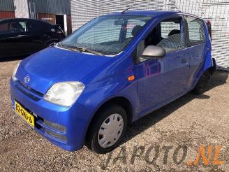 Coche siniestrado Daihatsu Cuore Cuore (L251/271/276), Hatchback, 2003 1.0 12V DVVT 2008/7