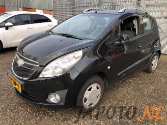 Coche siniestrado Chevrolet Spark Spark (M300), Hatchback, 2010 1.0 16V Bifuel 2012/6