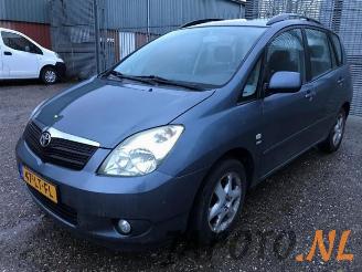 Vrakbiler auto Toyota Corolla-verso Corolla Verso (E12), MPV, 2001 / 2004 1.6 16V VVT-i 2003/5
