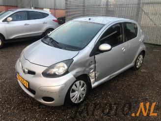 Coche siniestrado Toyota Aygo Aygo (B10), Hatchback, 2005 / 2014 1.0 12V VVT-i 2009/4