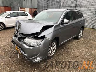 Démontage voiture Mitsubishi Outlander Outlander (GF/GG), SUV, 2012 / 2022 2.0 16V PHEV 4x4 2014/4
