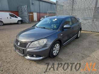 Coche siniestrado Suzuki Kizashi Kizashi (FRE/FRF), Sedan, 2010 / 2015 2.4 16V 4x4 2011/3