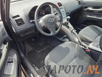 Toyota Auris Auris (E15), Hatchback, 2006 / 2012 1.6 Dual VVT-i 16V picture 14