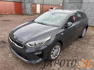 demontáž osobní automobily Kia Cee d Ceed Sportswagon (CDF), Combi 5-drs, 2018 1.0i T-GDi 12V 2020