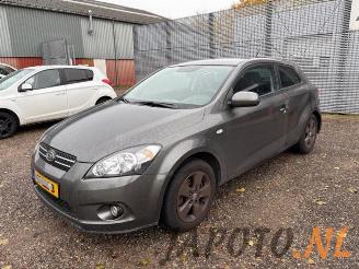 demontáž osobní automobily Kia Pro cee d Pro cee'd (EDB3), Hatchback 3-drs, 2008 / 2012 1.4 CVVT 16V 2010/6