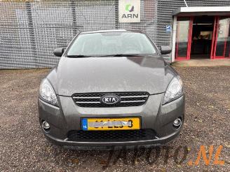 Kia Pro cee d Pro cee'd (EDB3), Hatchback 3-drs, 2008 / 2012 1.4 CVVT 16V picture 8