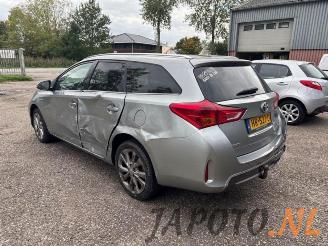 Toyota Auris Auris Touring Sports (E18), Combi, 2013 / 2018 1.8 16V Hybrid picture 3