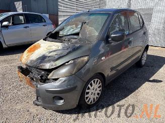 Coche siniestrado Hyundai I-10 i10 (F5), Hatchback, 2007 / 2013 1.1i 12V 2008/8