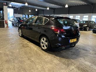 Opel Astra 1.4 Turbo Cosmo 140 PK! picture 3