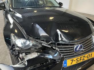 Lexus IS 300h Luxury 93.000 KM NAP! picture 11