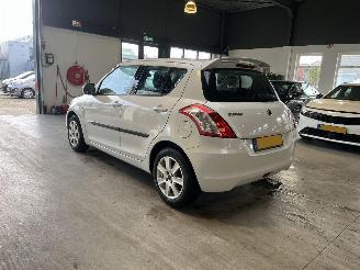 Suzuki Swift 1.2 Comfort EASSS NL NAP! picture 3