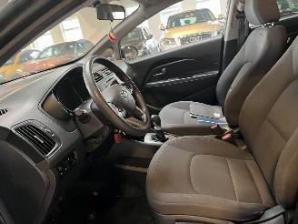 Kia Rio 1.4 CVVT Plus Pack picture 16