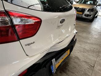 Kia Rio 1.2 CVVT ComfortPlusLine picture 9