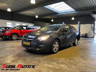  Opel Astra 1.4 Turbo Sport 2014/3