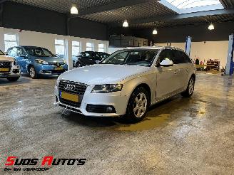 krockskadad bil auto Audi A4 2.0 TDI Business Edition 2012/3