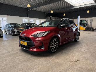 krockskadad bil auto Toyota Yaris 1.5 Hybrid 32.000 KM! 2021/4