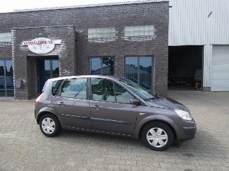 krockskadad bil auto Renault Scenic 1.6-16V DYNAM.COMF. 2006/1