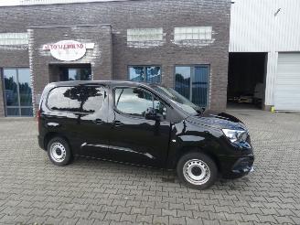 damaged commercial vehicles Opel Combo 1.5D L1H1 Edition 3 Persoons 2021/5
