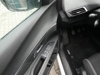 Peugeot 5008 1.2 PT BL. Executive 7 persoons picture 15