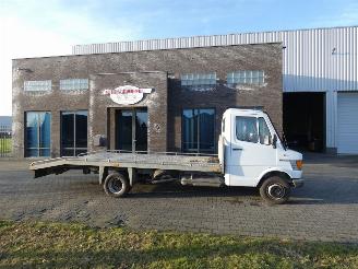 skadebil bedrijf Mercedes  410D Oprijwagen schadevrij! 1994/8