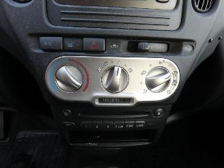 Toyota Yaris-verso Yaris Verso 1.3 VVT-i Sol picture 15