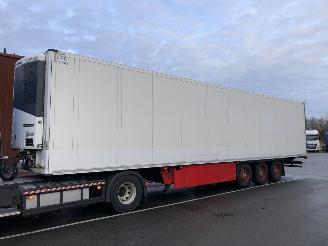 krockskadad bil oplegger Schmitz Cargobull  SKO Kuhlauflieger mit Thermoking!!!! 2016/2