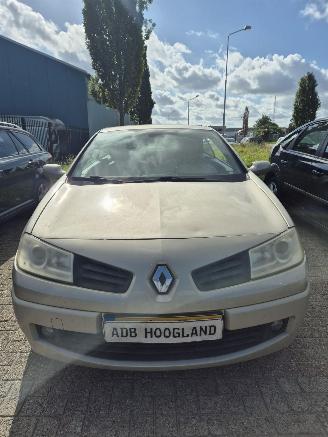 demontáž osobní automobily Renault Mégane II CC (EM) Cabrio 2.0 16V (F4R-770) [99kW] 6-BAK 2007/1