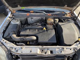 Opel Vectra C Caravan Combi 2.2 DIG 16V (Z22YH(Euro 4)) [114kW] picture 10