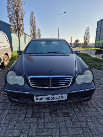 demontáž osobní automobily Mercedes C-klasse (W203) Sedan 1.8 C-180K 16V (M271.946) [105kW] 2002/1