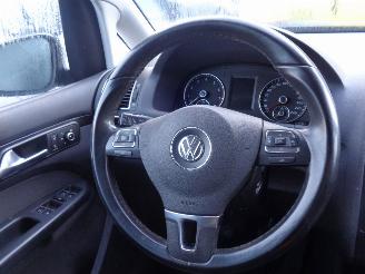 Volkswagen Touran (1T3) MPV 1.2 TSI (CBZB) picture 9