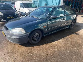 Damaged car Honda Civic Civic (EJ/EK) Hatchback 3-drs 1.4i 16V (D14A3(Euro 2)) [55kW] 1999/3