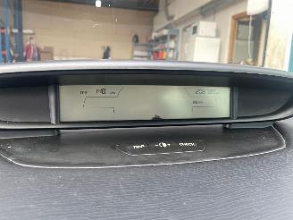 Citroën C4 C4 Berline (LC) Hatchback 5-drs 1.6 16V (TU5JP4(NFU)) [81kW] picture 9