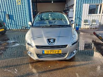 Peugeot 5008 5008 I (0A/0E) MPV 1.6 VTI 16V (EP6C(5FS) picture 2